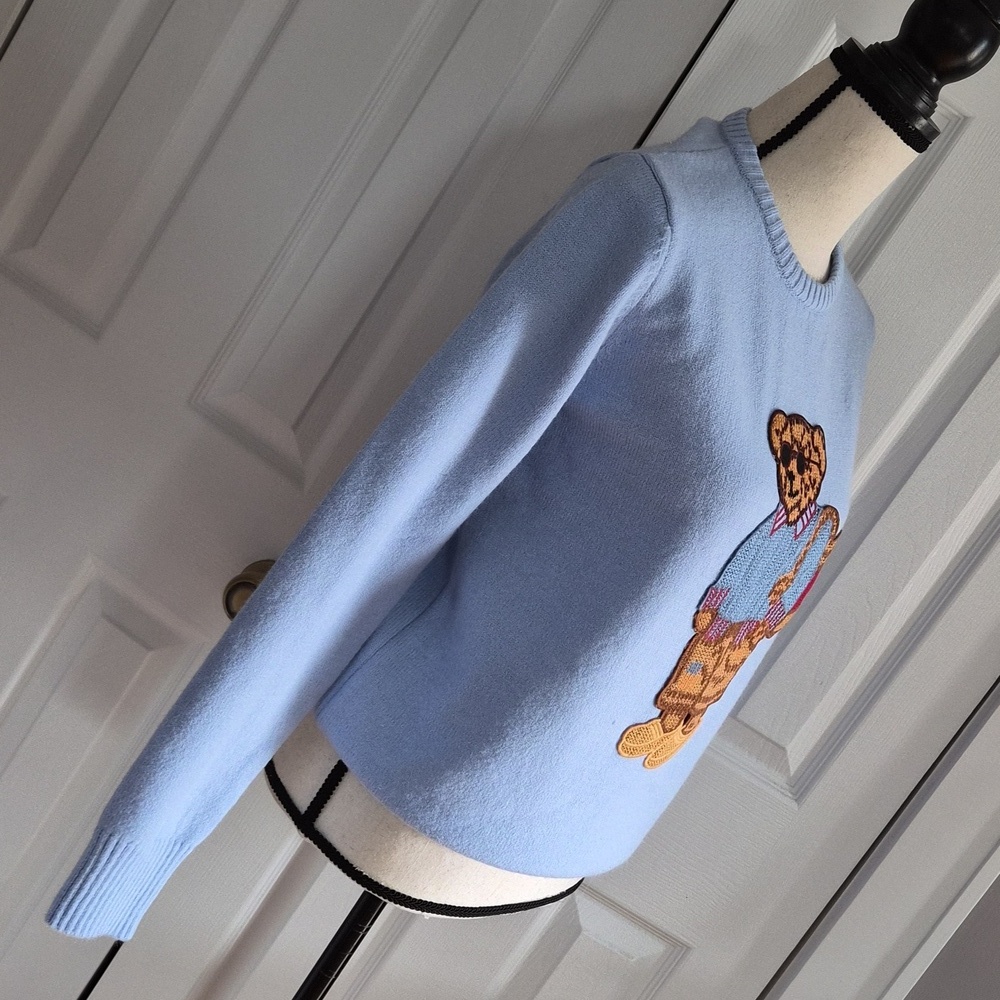 Blue Bear Sweater Size L - Picture 4 of 9